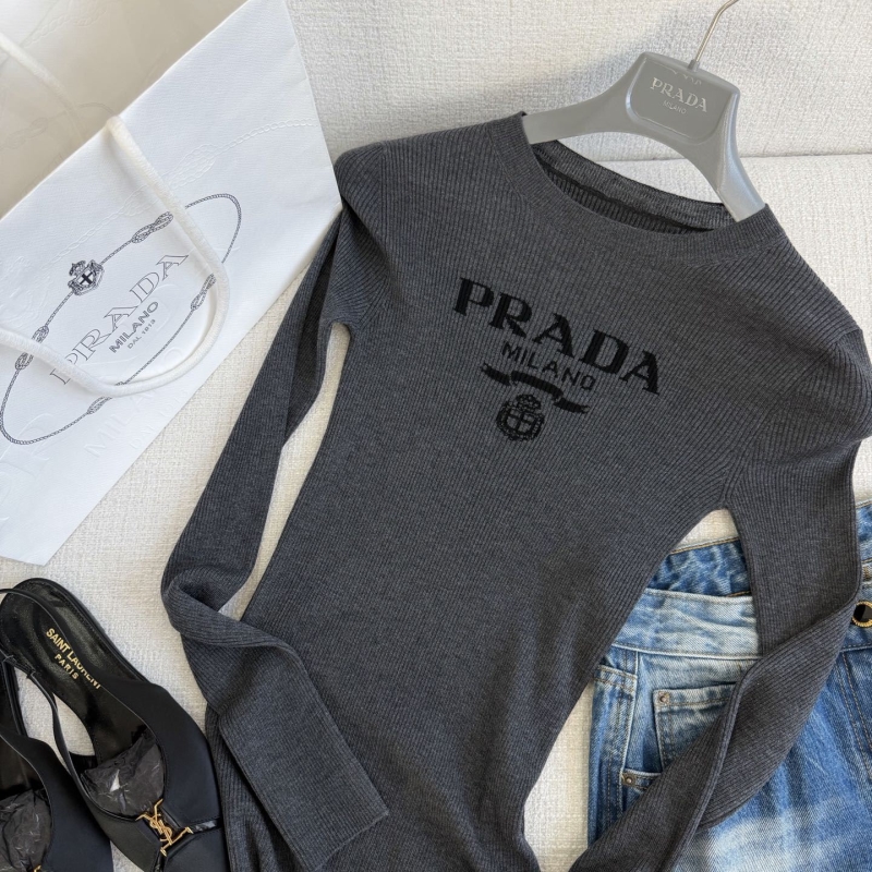 Pra*a sweaters